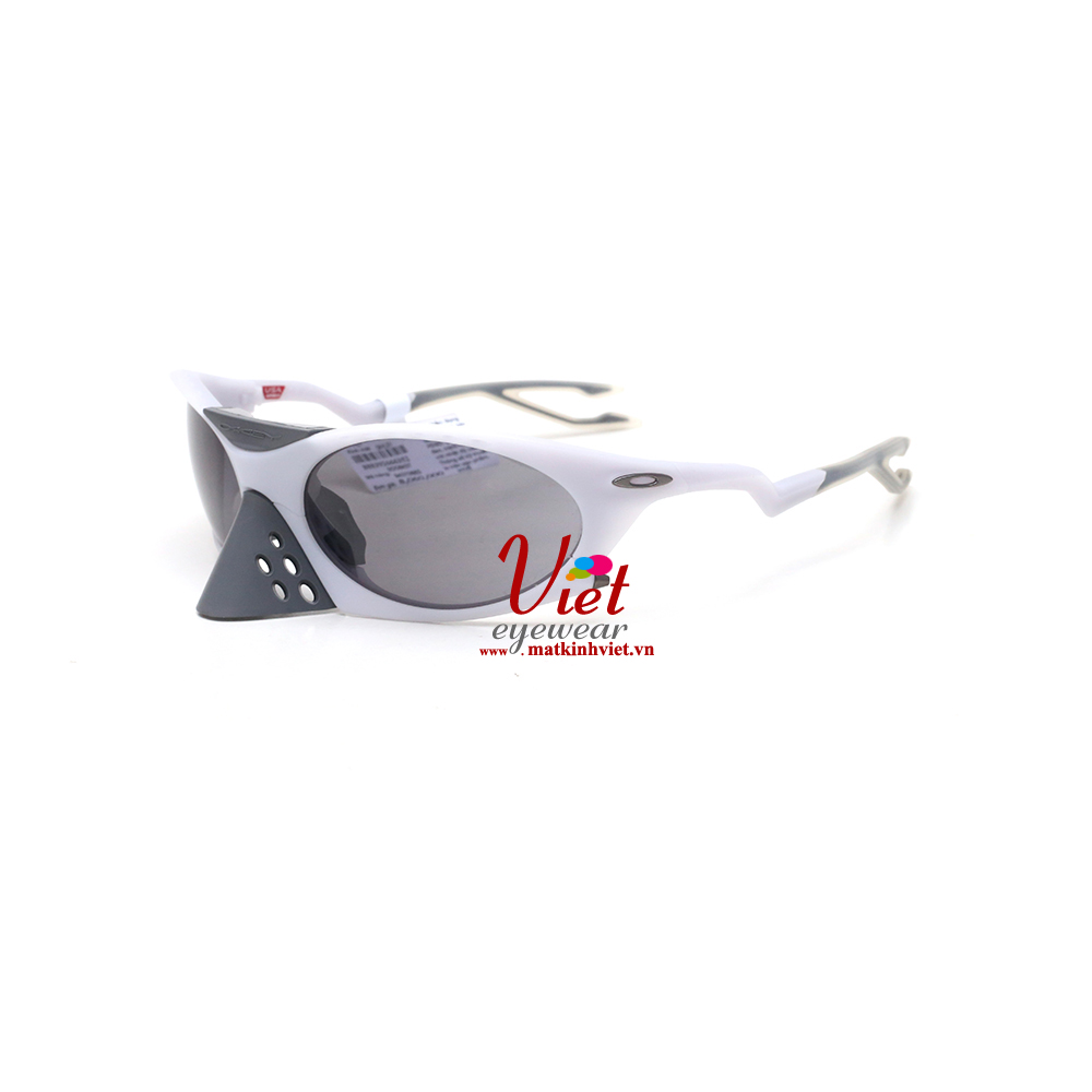 Kính mát Oakley OO9437 06